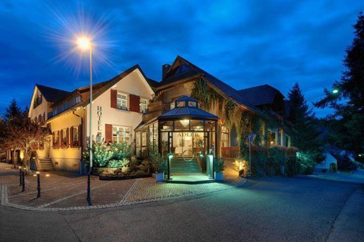 Hotel-Restaurant Adler Lahr  Exteriör bild