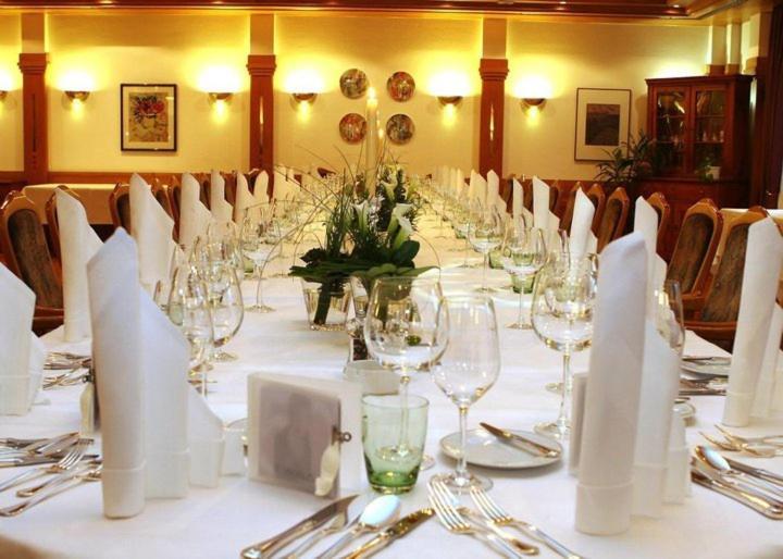 Hotel-Restaurant Adler Lahr  Exteriör bild